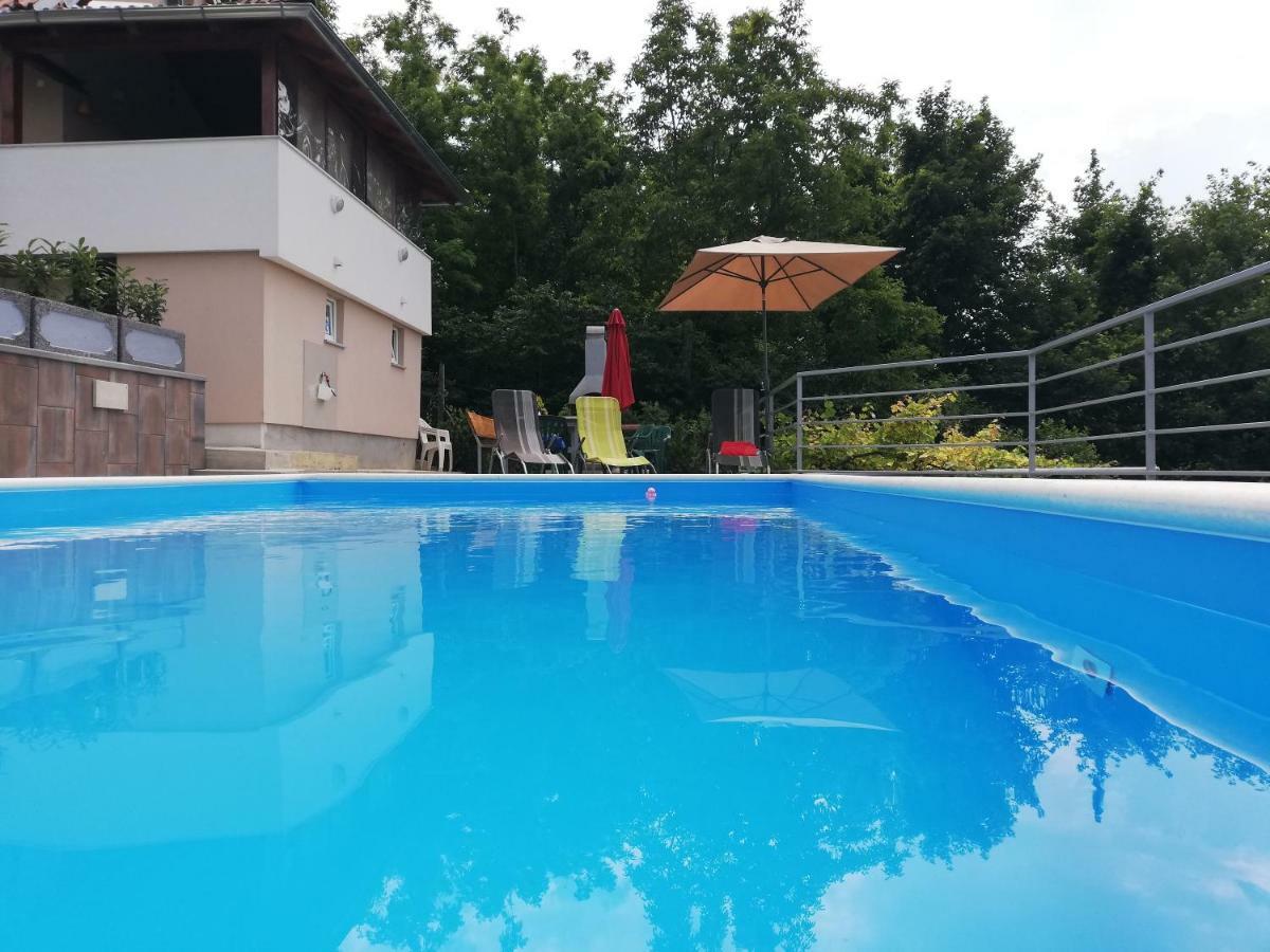 Elizabeta Holiday Home Stridóvár Kültér fotó